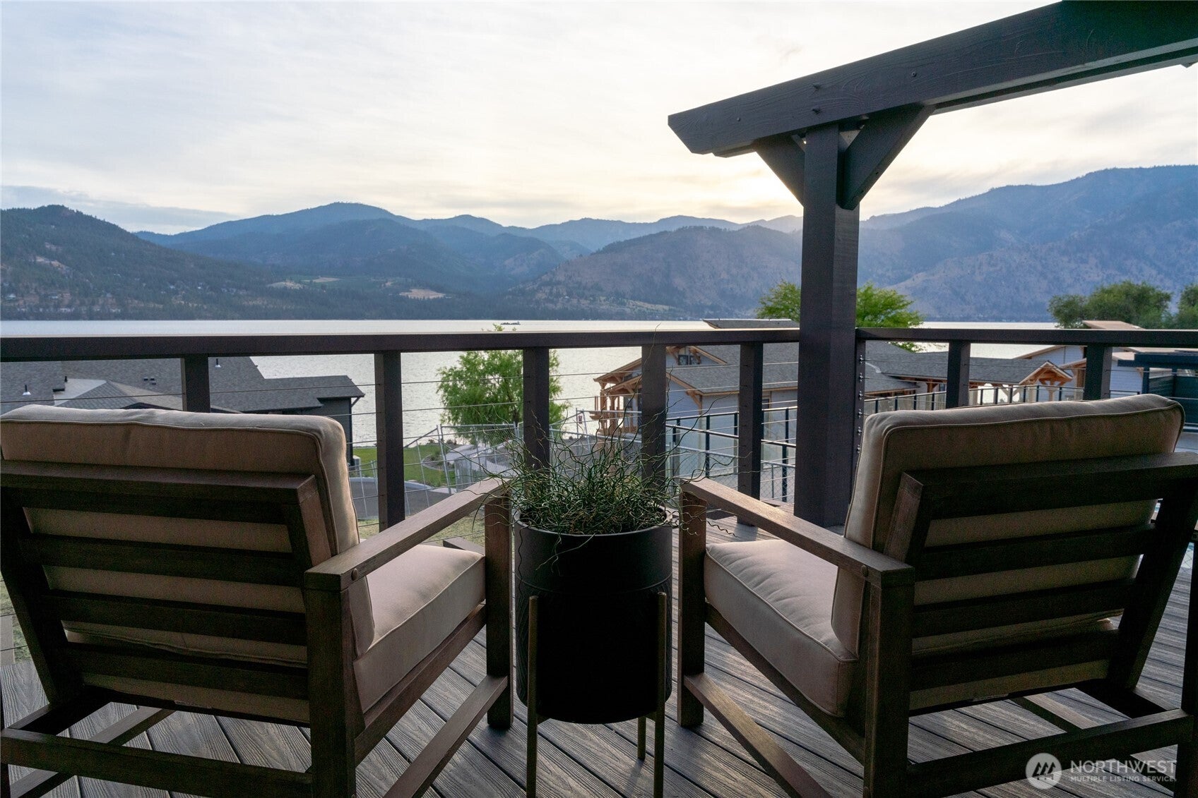 Manson, Washington, 98831, United States, 3 Bedrooms Bedrooms, ,2 BathroomsBathrooms,Residential,For Sale,1941699