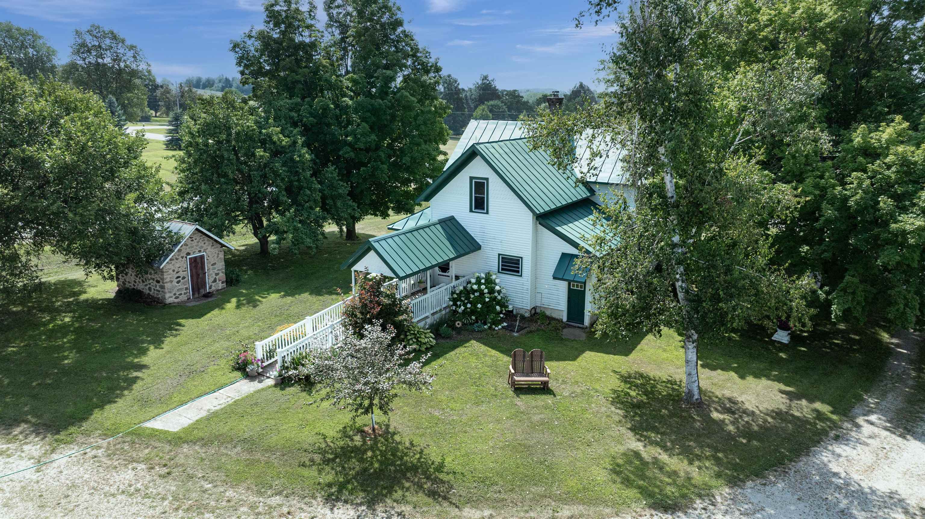 Bonduel, Wisconsin, 54107, United States, 4 Bedrooms Bedrooms, ,1 BathroomBathrooms,Residential,For Sale,1937889