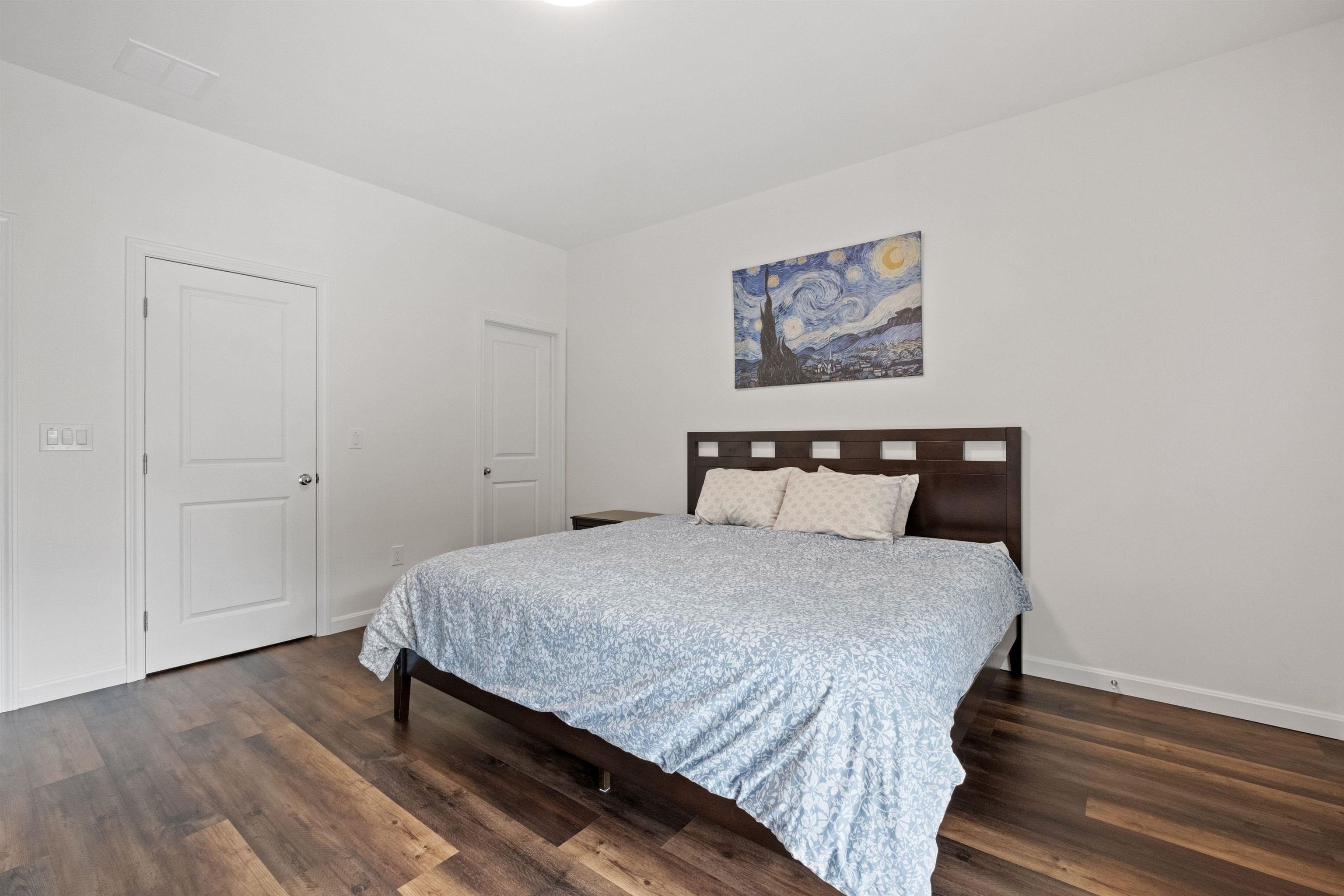 Lincoln, New Hampshire, 03251, United States, 3 Bedrooms Bedrooms, ,2 BathroomsBathrooms,Residential,For Sale,1900633