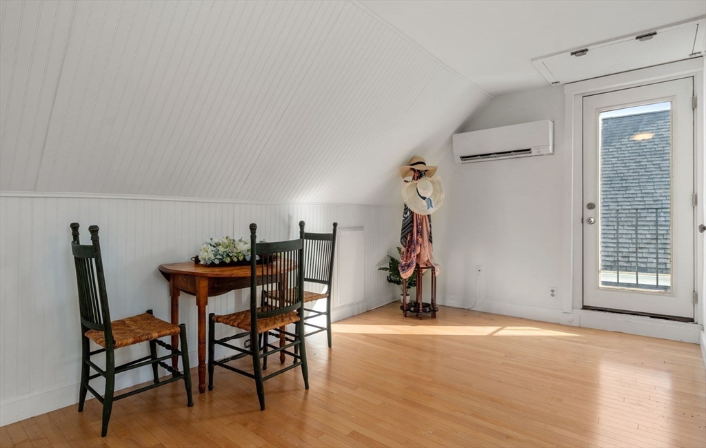 Somerville, Massachusetts, 02145, United States, 5 Bedrooms Bedrooms, ,3 BathroomsBathrooms,Residential,For Sale,1818195