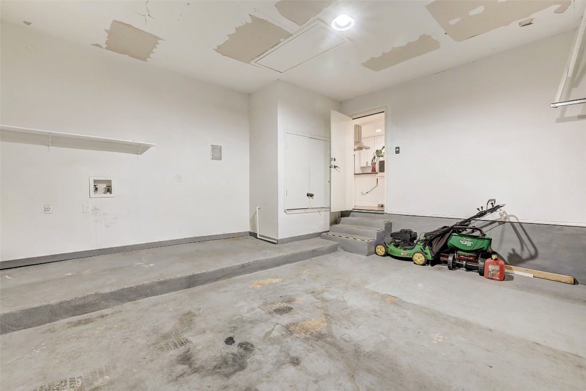 Austin, Texas, 78759, United States, 3 Bedrooms Bedrooms, ,2 BathroomsBathrooms,Residential,For Sale,1932047