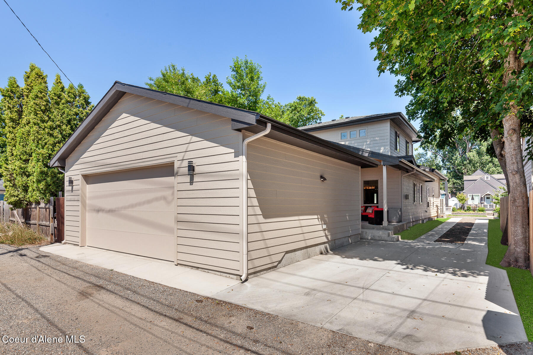 Coeur d'Alene, Idaho, 83814, United States, 5 Bedrooms Bedrooms, ,5 BathroomsBathrooms,Residential,For Sale,1981804