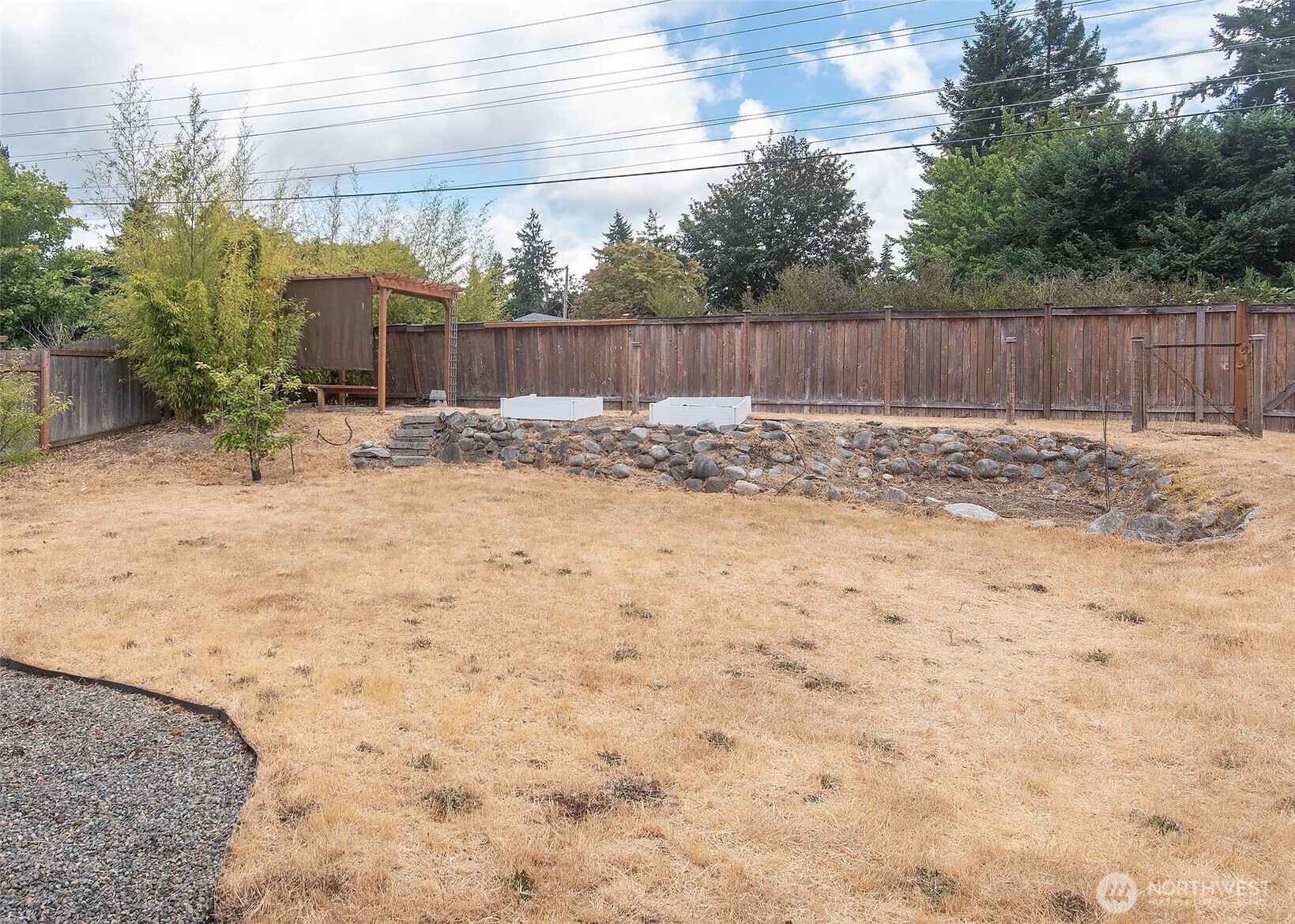 Shoreline, Washington, 98155, United States, 3 Bedrooms Bedrooms, ,1 BathroomBathrooms,Residential,For Sale,1961575