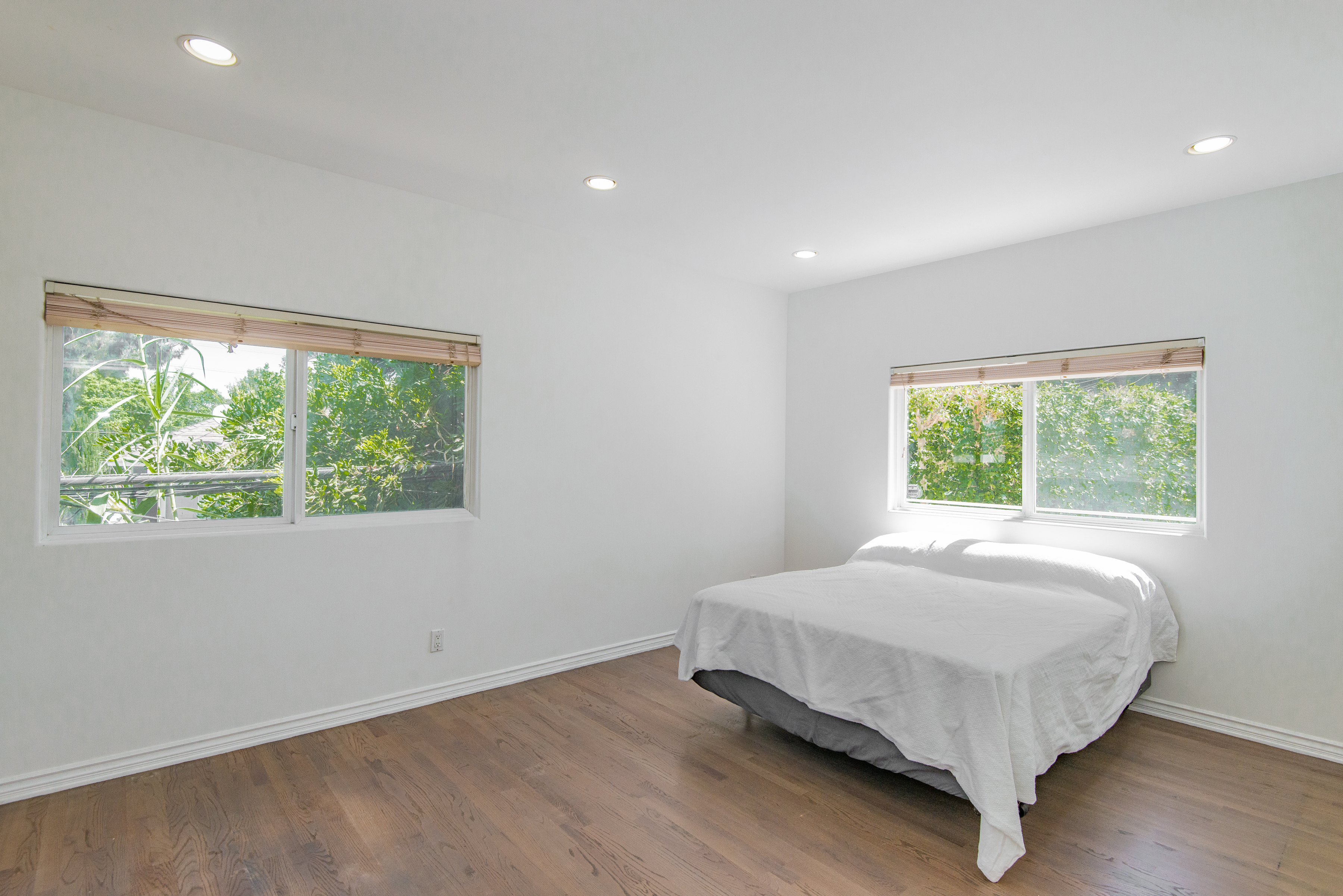  4343 Shadyglade Avenue - 物件實景