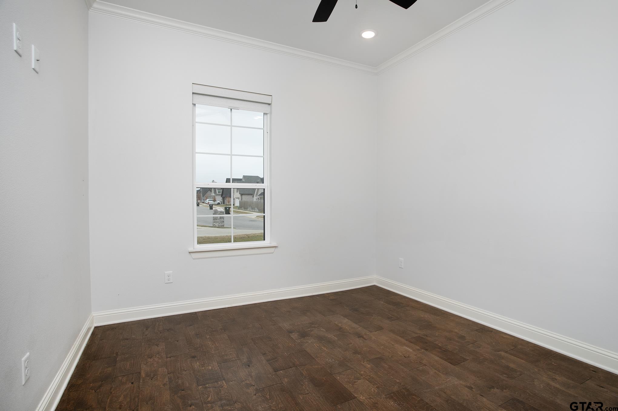 Tyler, Texas, 75703, United States, 5 Bedrooms Bedrooms, ,3 BathroomsBathrooms,Residential,For Sale,1900934