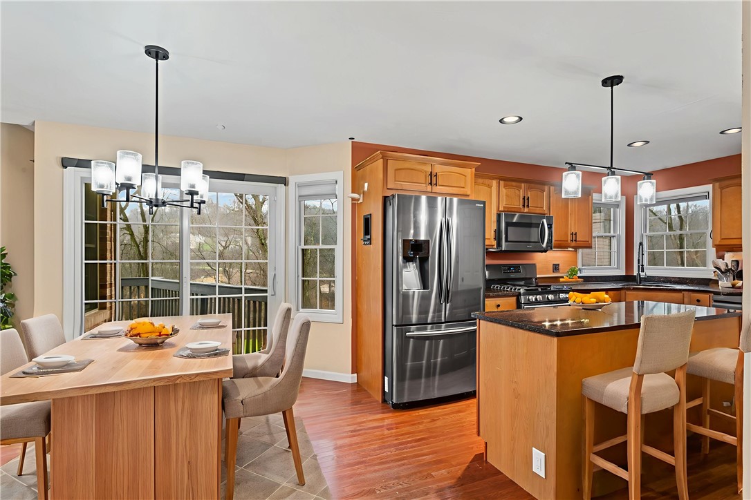 Plum Boro, Pennsylvania, 15239, United States, 4 Bedrooms Bedrooms, ,4 BathroomsBathrooms,Residential,For Sale,2002085