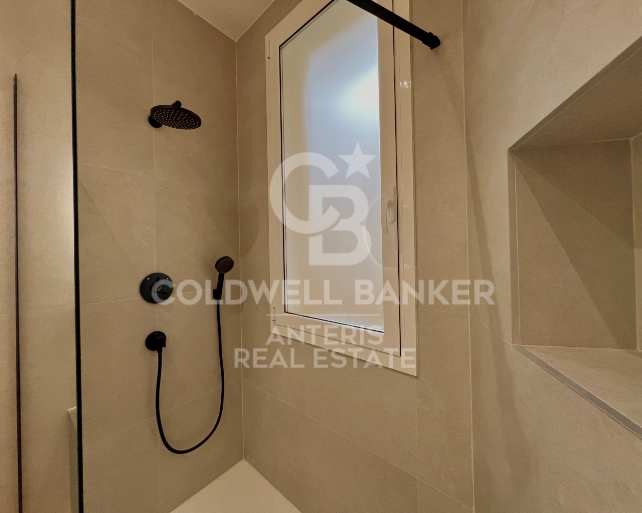 Barcelona, Barcelona, Eixample, La Dreta de l'Eix, Barcelona, Catalonia, ES, 2 Bedrooms Bedrooms, ,2 BathroomsBathrooms,Residential,For Sale,Barcelona, Barcelona, Eixample, La Dreta de l'Eix,1611380