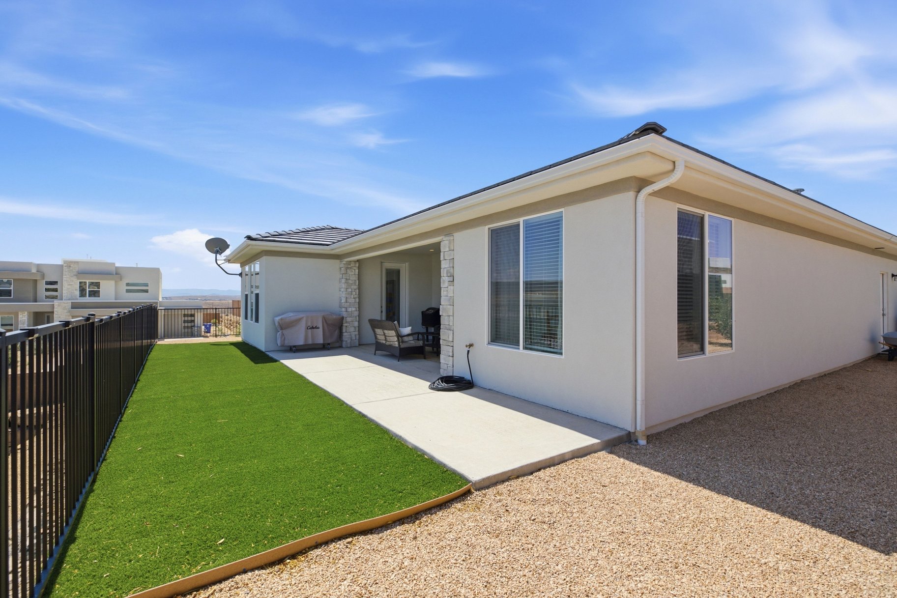  Resort Style Home with Designer Upgrades & Breathtaking St. George Views - 物件實景