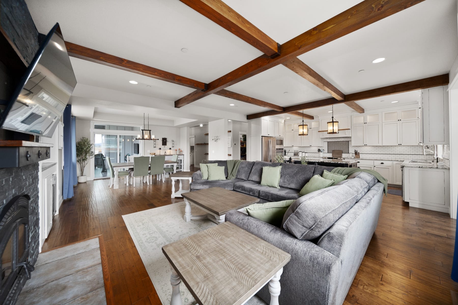  8933 NW Elizabeth Way Prineville, OR 97754 - 物件實景