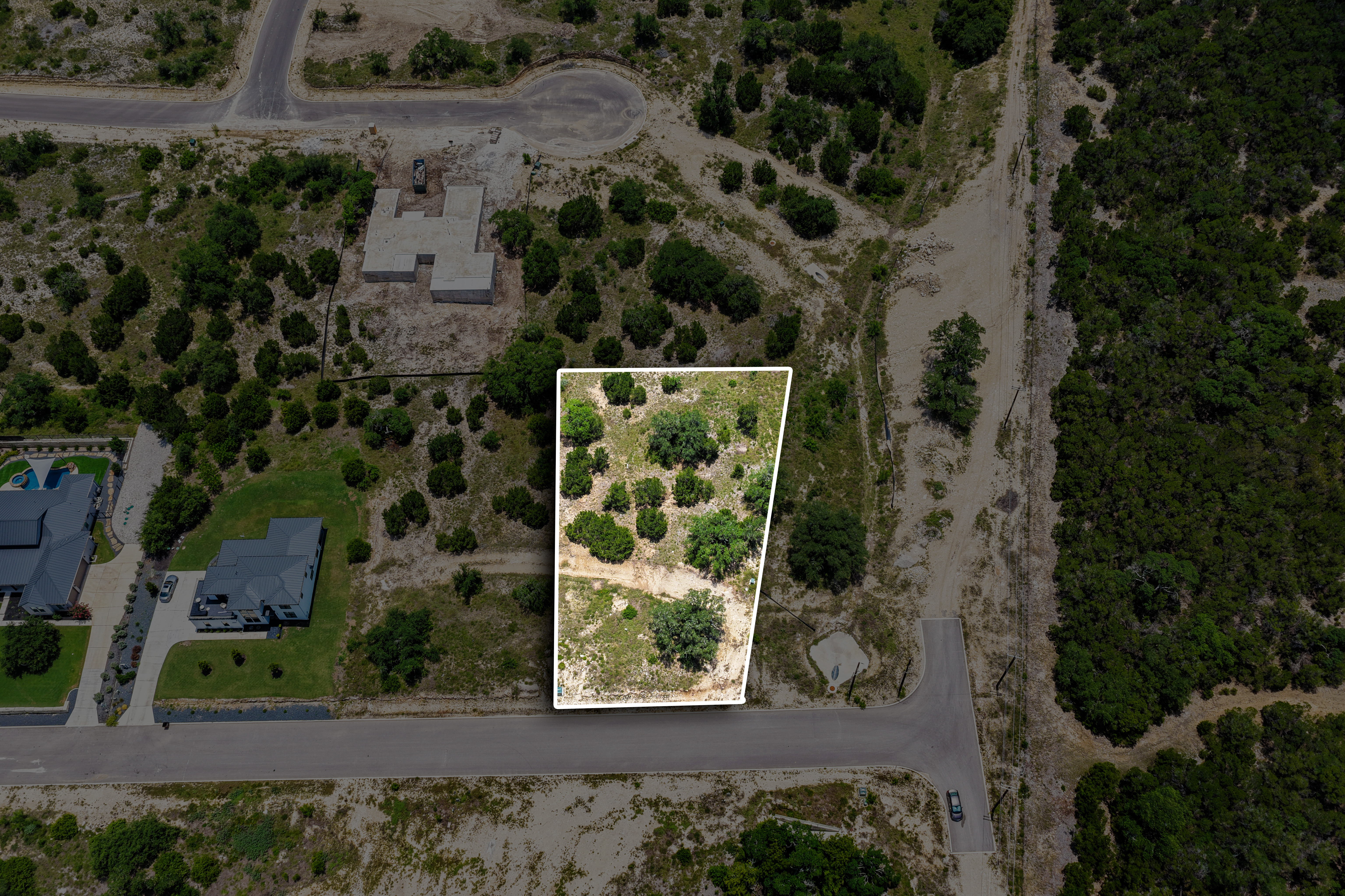  Exceptional Lot with Panoramic Views - 物件實景