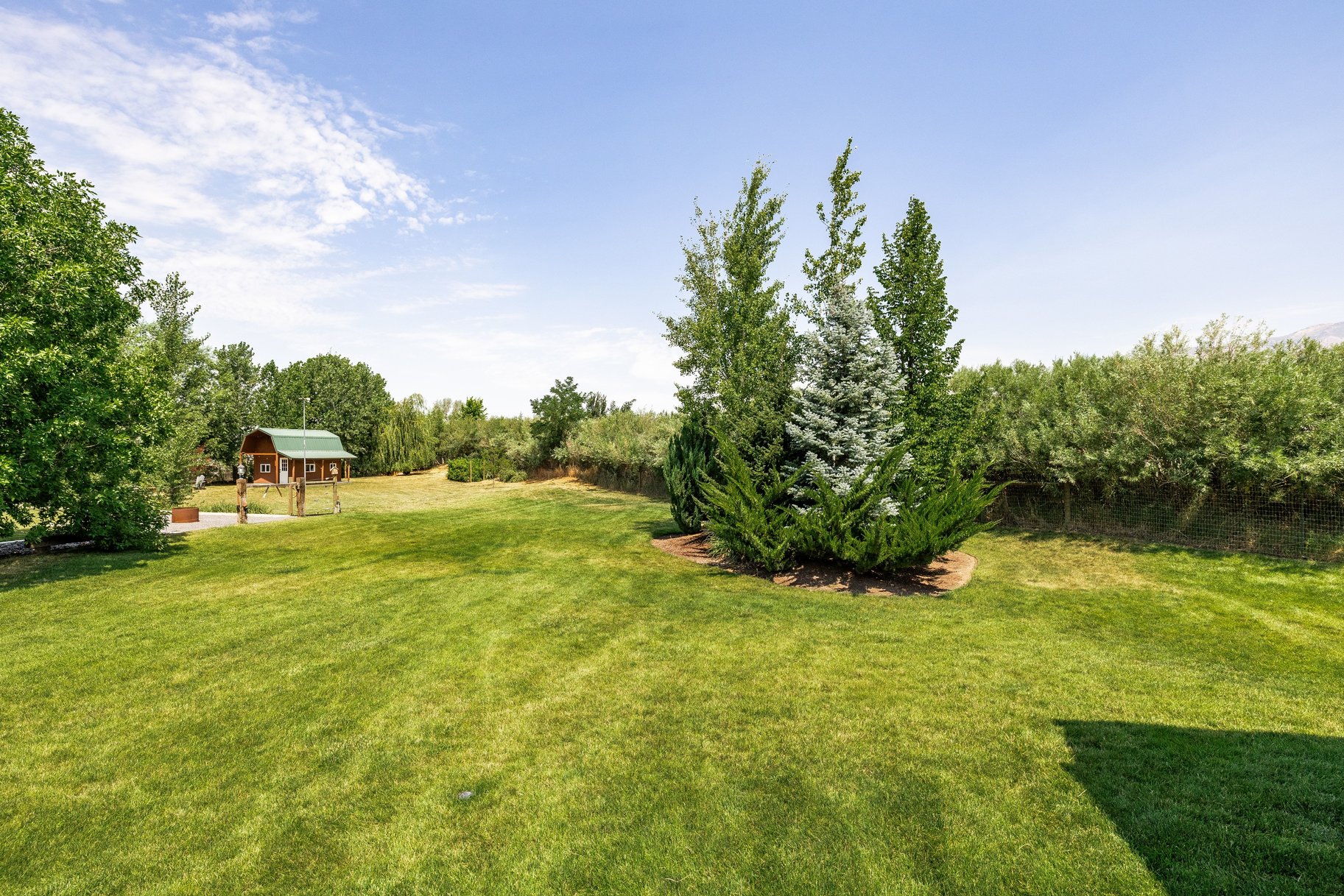  Luxury Custom Rambler on .86 Acre Park Like Setting and Extensive Mountain Views - 物件實景
