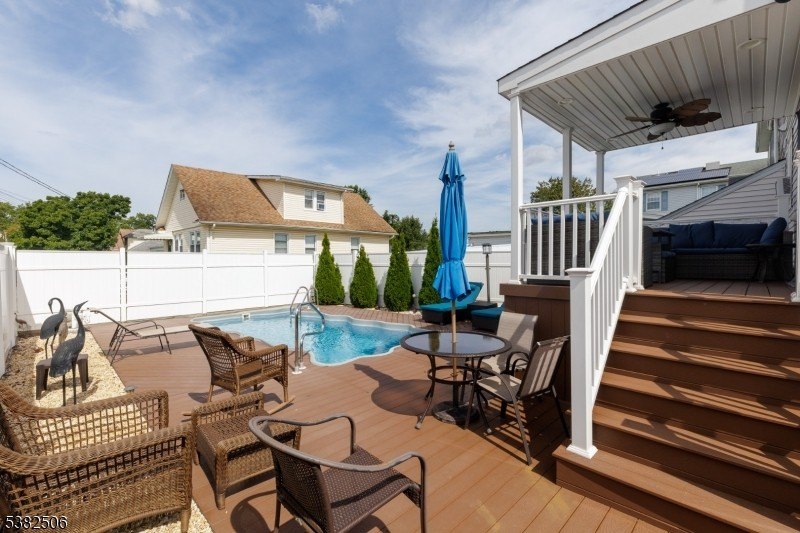 Linden City, New Jersey, 07036-3639, United States, 3 Bedrooms Bedrooms, ,3 BathroomsBathrooms,Residential,For Sale,1973750