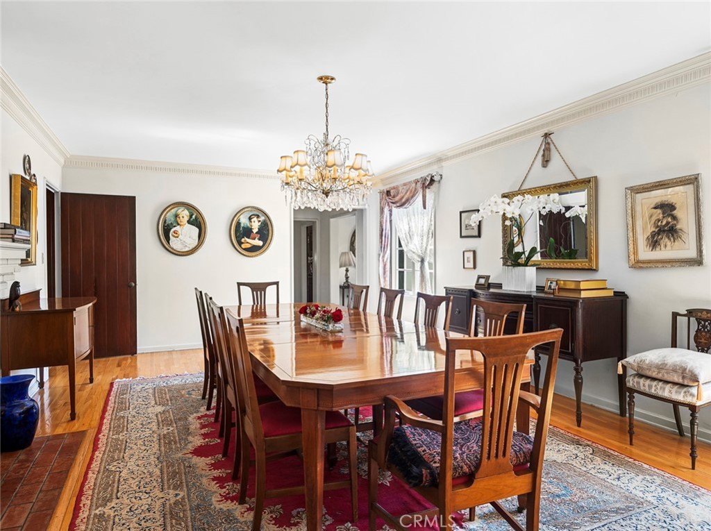 Glendale, California, 91207, United States, 4 Bedrooms Bedrooms, ,3 BathroomsBathrooms,Residential,For Sale,1910492