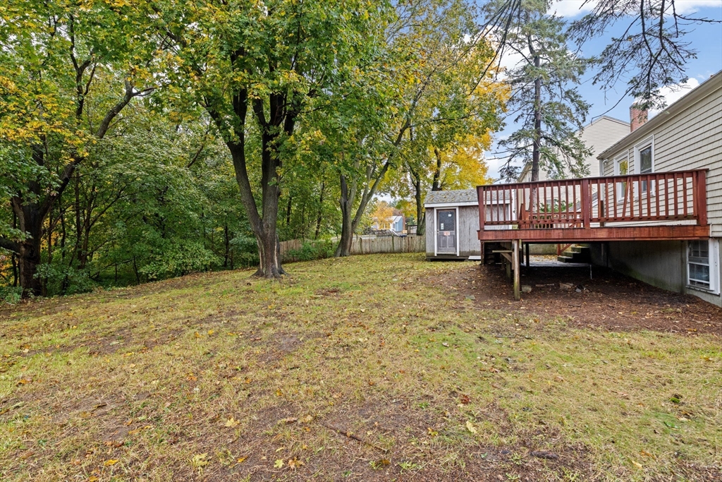 Weymouth, Massachusetts, 02190, United States, 2 Bedrooms Bedrooms, ,1 BathroomBathrooms,Residential,For Sale,1972757