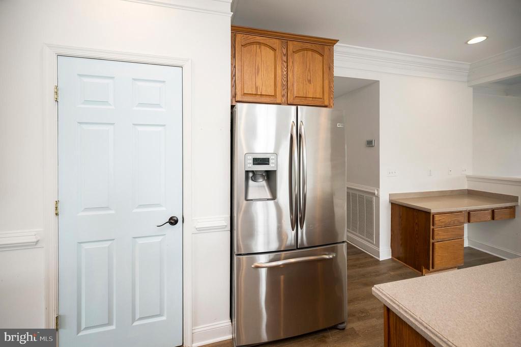 Bealeton, Virginia, 22712, United States, 6 Bedrooms Bedrooms, ,4 BathroomsBathrooms,Residential,For Sale,1916093