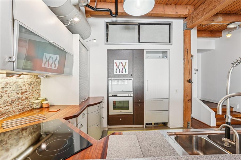 Atlanta, Georgia, 30313, United States, 2 Bedrooms Bedrooms, ,3 BathroomsBathrooms,Residential,For Sale,1978100