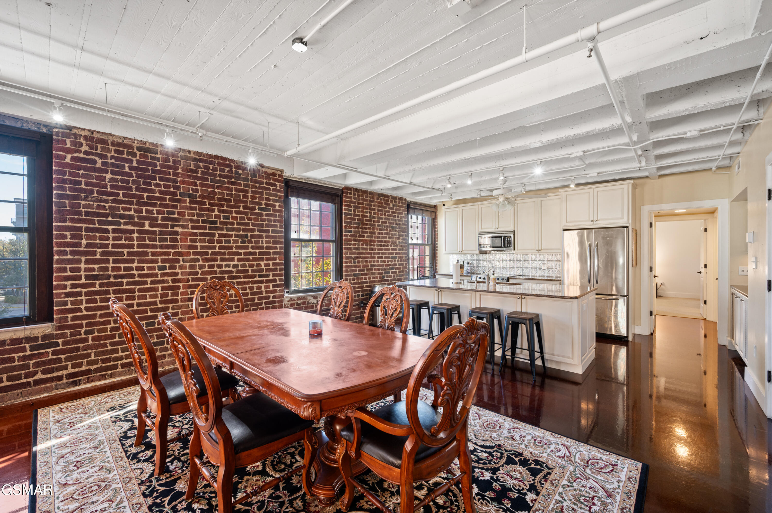 Knoxville, Tennessee, 37902, United States, 3 Bedrooms Bedrooms, ,3 BathroomsBathrooms,Residential,For Sale,2000047