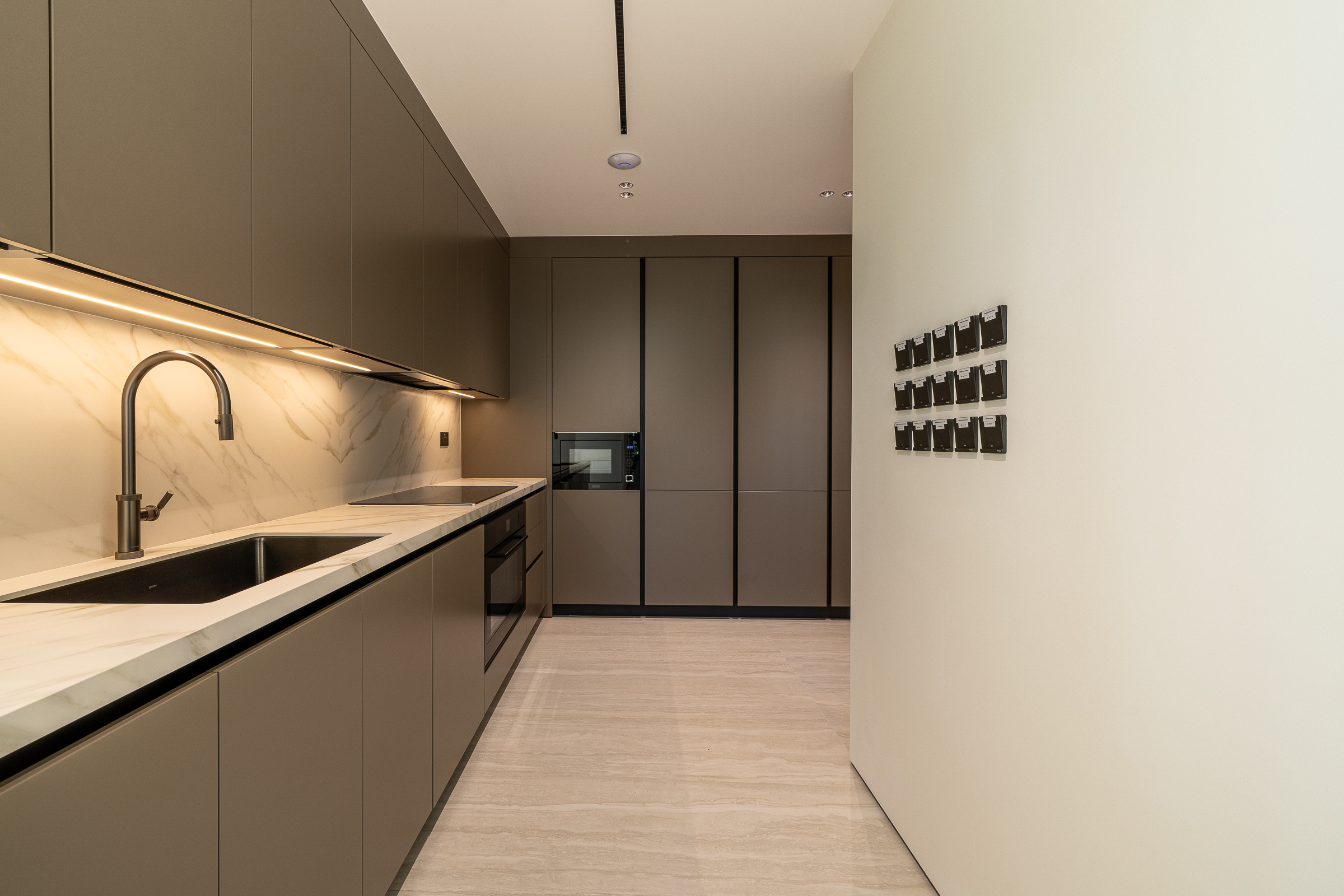  Fully-Upgraded Sophisticated Villa in JGE - 物件實景