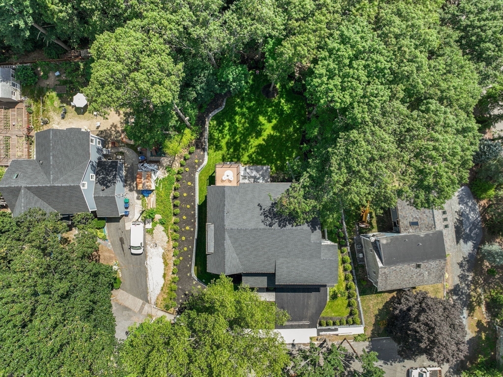 Newton, Massachusetts, 02461, United States, 6 Bedrooms Bedrooms, ,7 BathroomsBathrooms,Residential,For Sale,1882798