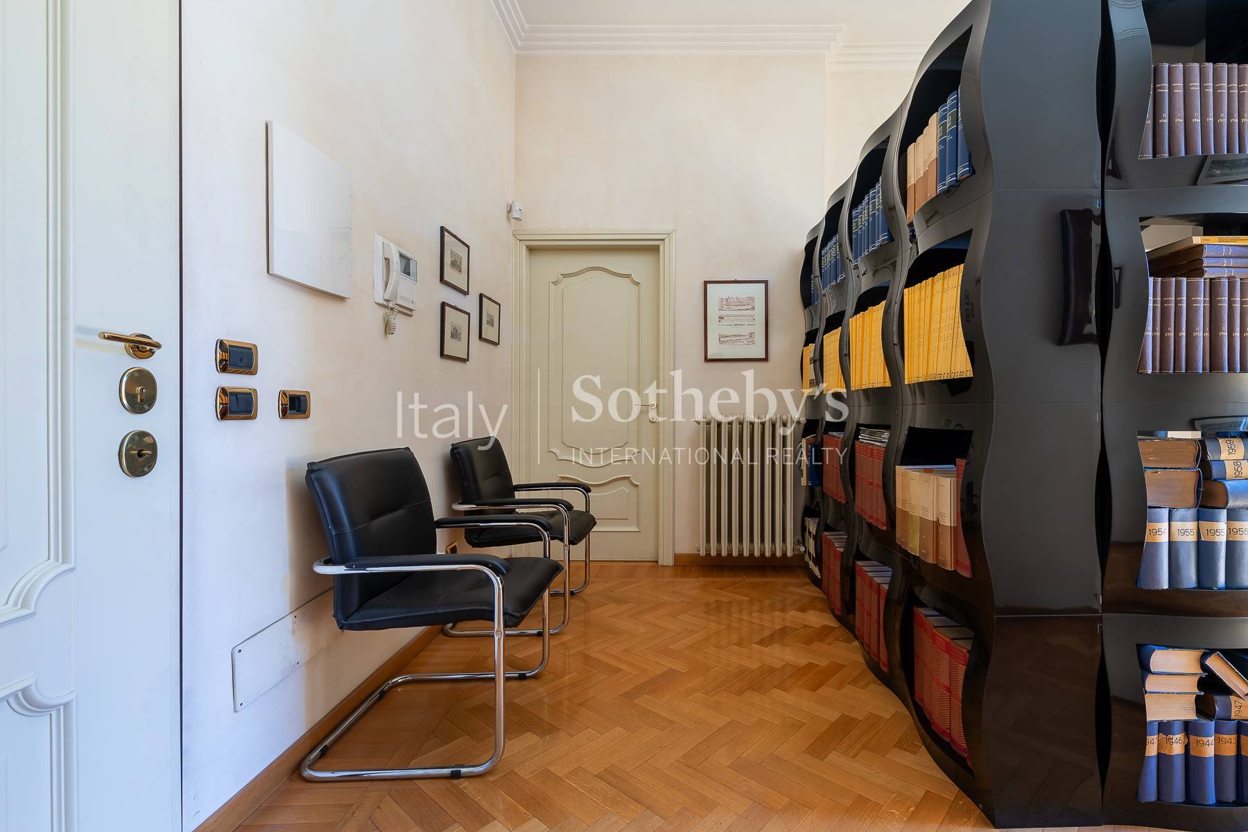  An Exclusive Pied-À-Terre in Rome’s Historic Center - 物件實景