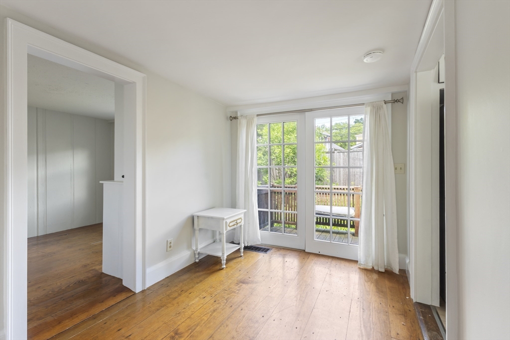 Hingham, Massachusetts, 02043, United States, 4 Bedrooms Bedrooms, ,3 BathroomsBathrooms,Residential,For Sale,1881278