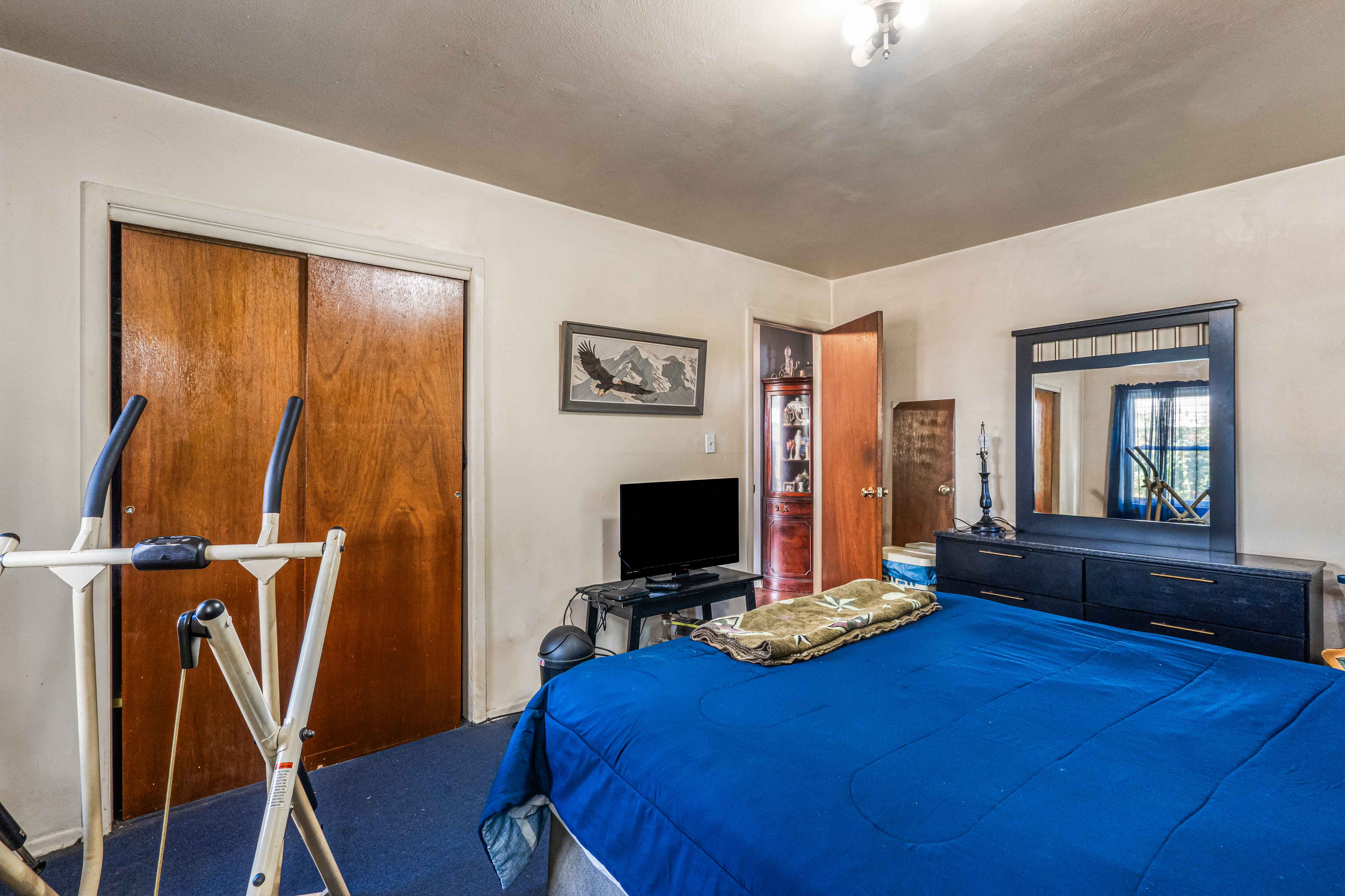  221-51 Braddock Avenue, Queens Village, NY, 11427 - 物件實景