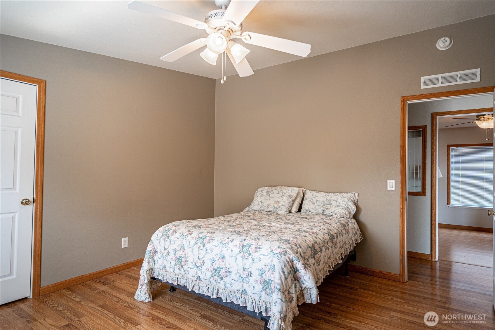 Manson, Washington, 98831, United States, 3 Bedrooms Bedrooms, ,2 BathroomsBathrooms,Residential,For Sale,1901379