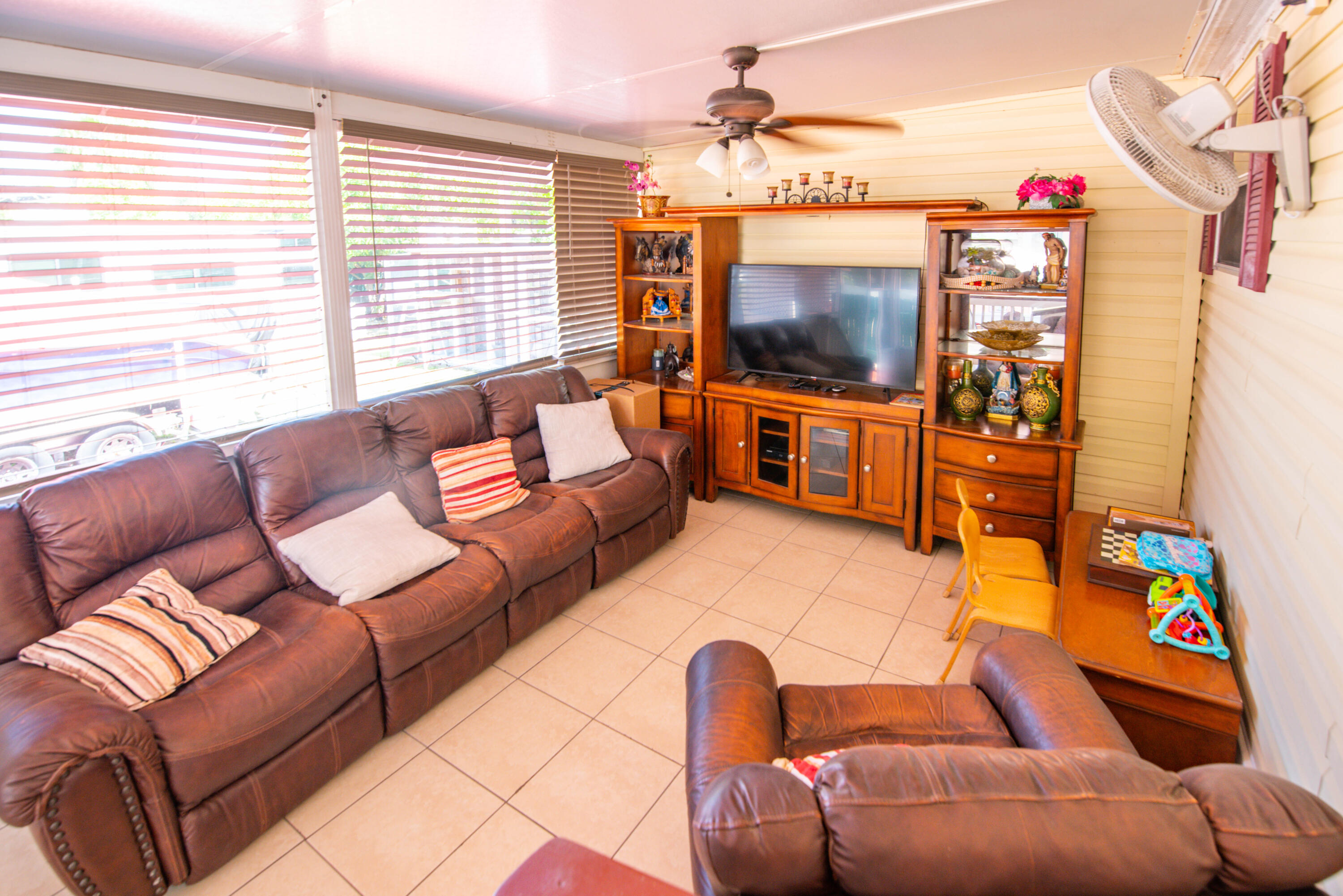 Stock Island, Florida, 33040, United States, 4 Bedrooms Bedrooms, ,3 BathroomsBathrooms,Residential,For Sale,1849012