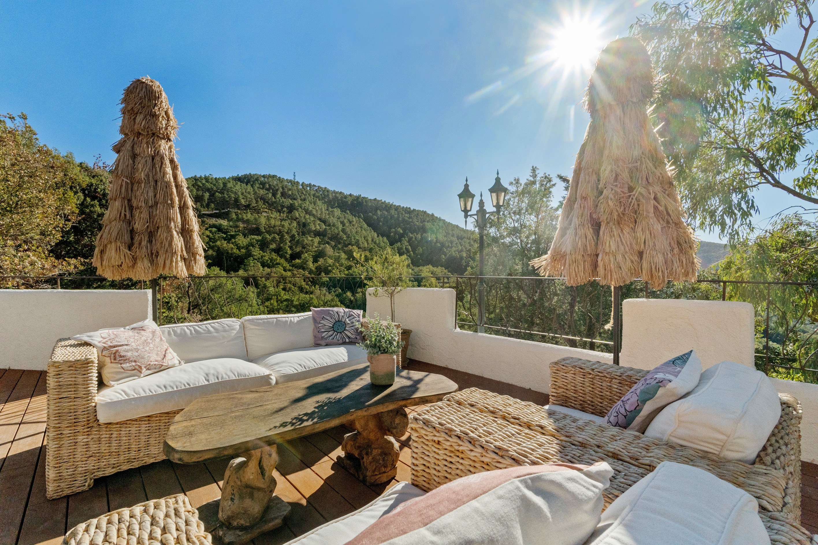 Contemporary Provençal villa for sale near Fréjus and Cannes – Secure estate wi… - 物件實景