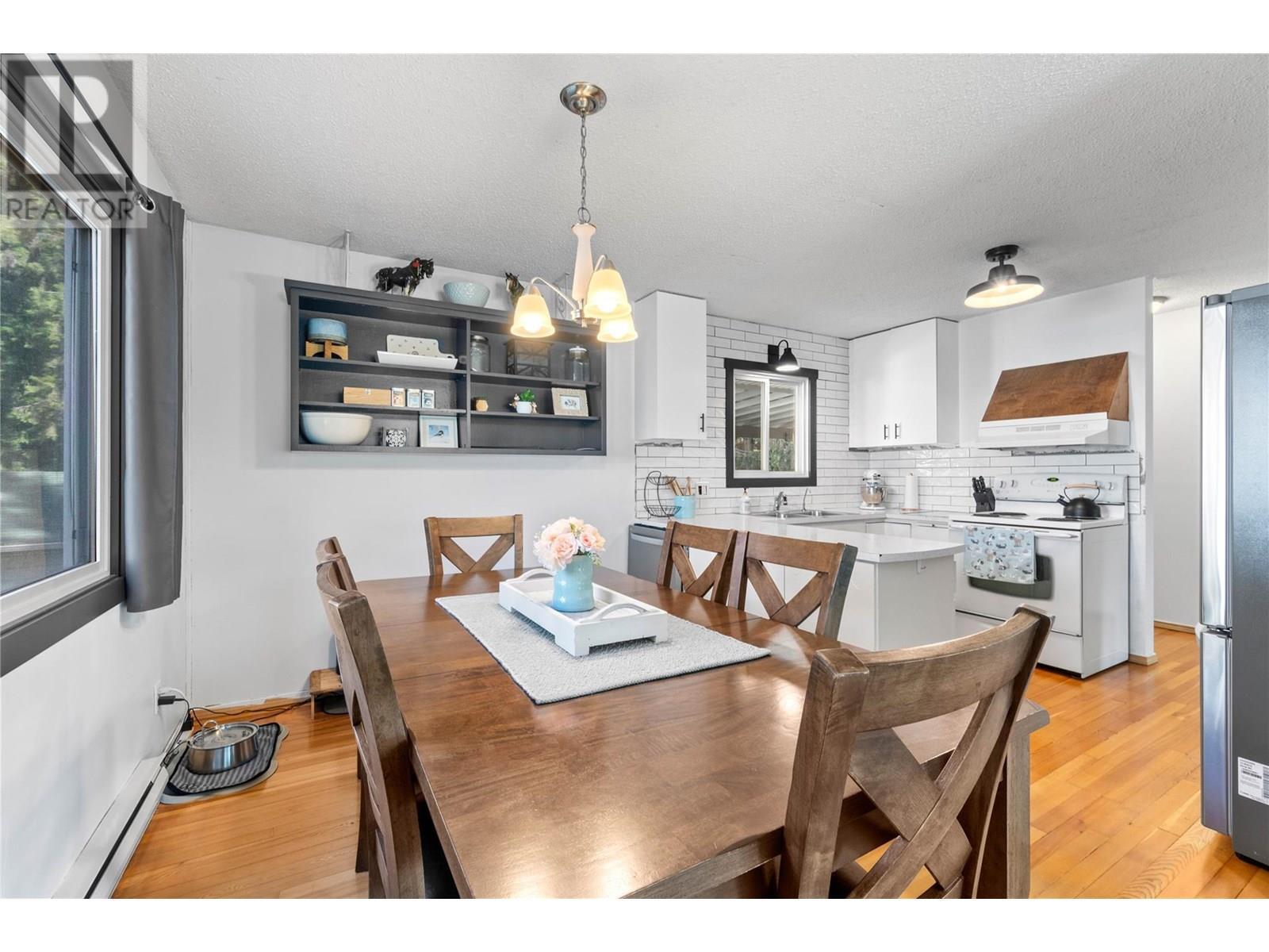 SORRENTO, British Columbia, V0E 2W0, CA, 4 Bedrooms Bedrooms, ,2 BathroomsBathrooms,Residential,For Sale,1837690
