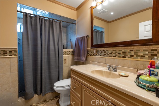 Long Beach, California, 90806, United States, 5 Bedrooms Bedrooms, ,Residential,For Sale,1780666