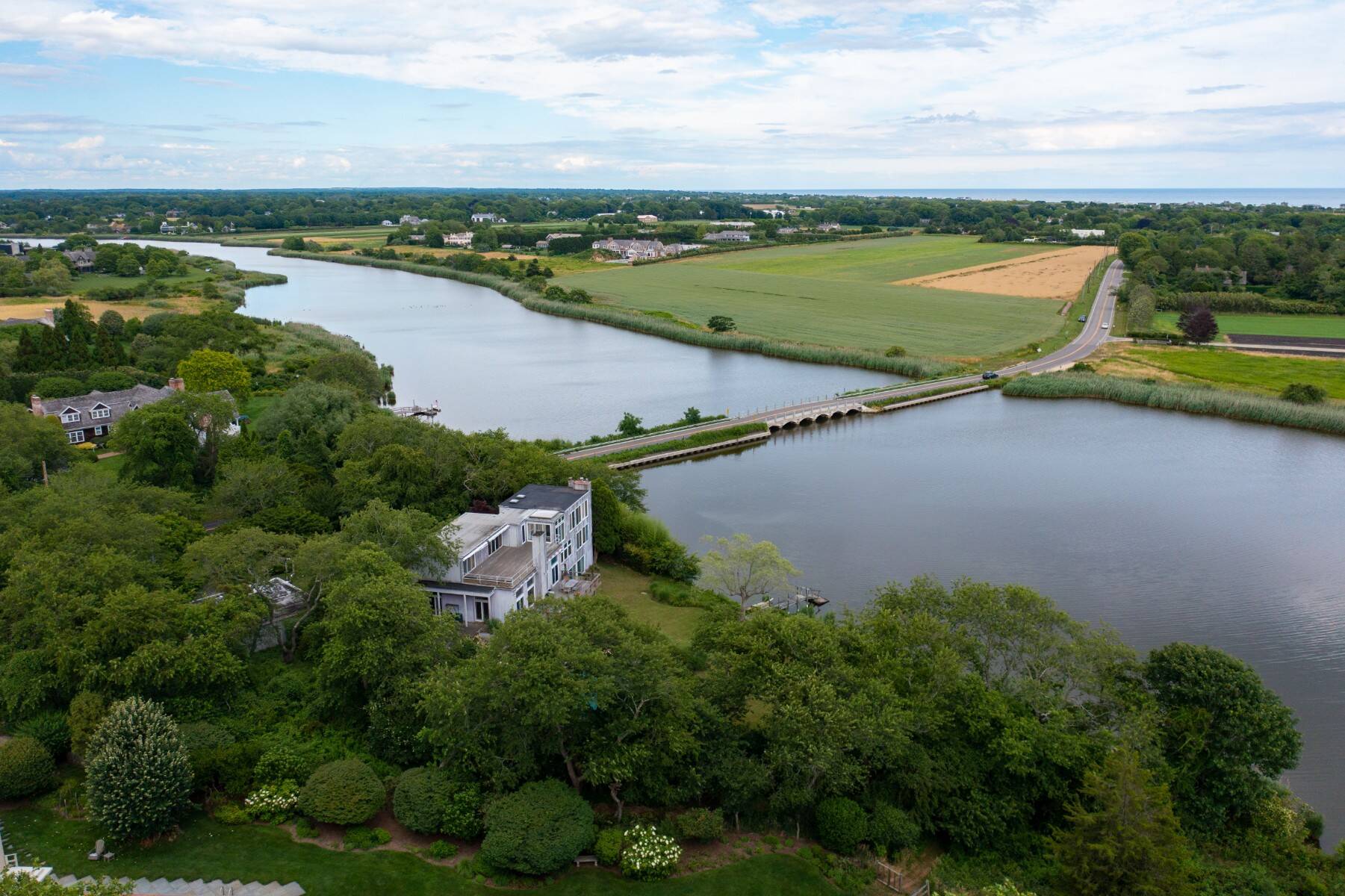 Pure Magic on Sagg Pond Bridgehampton South - 物件實景