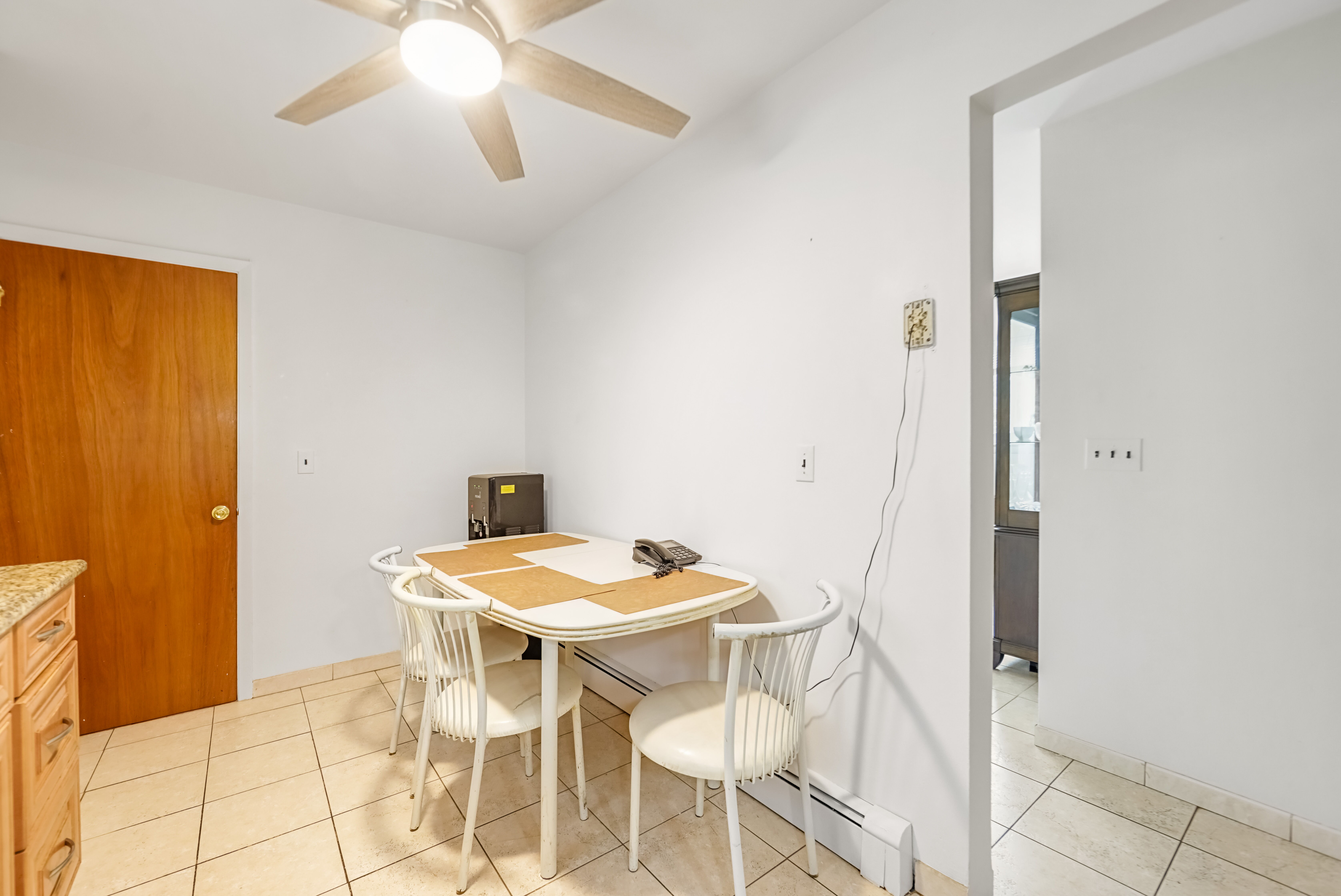 Cliffside Park, New Jersey, 07010, United States, 3 Bedrooms Bedrooms, ,1 BathroomBathrooms,Residential,For Sale,1982827