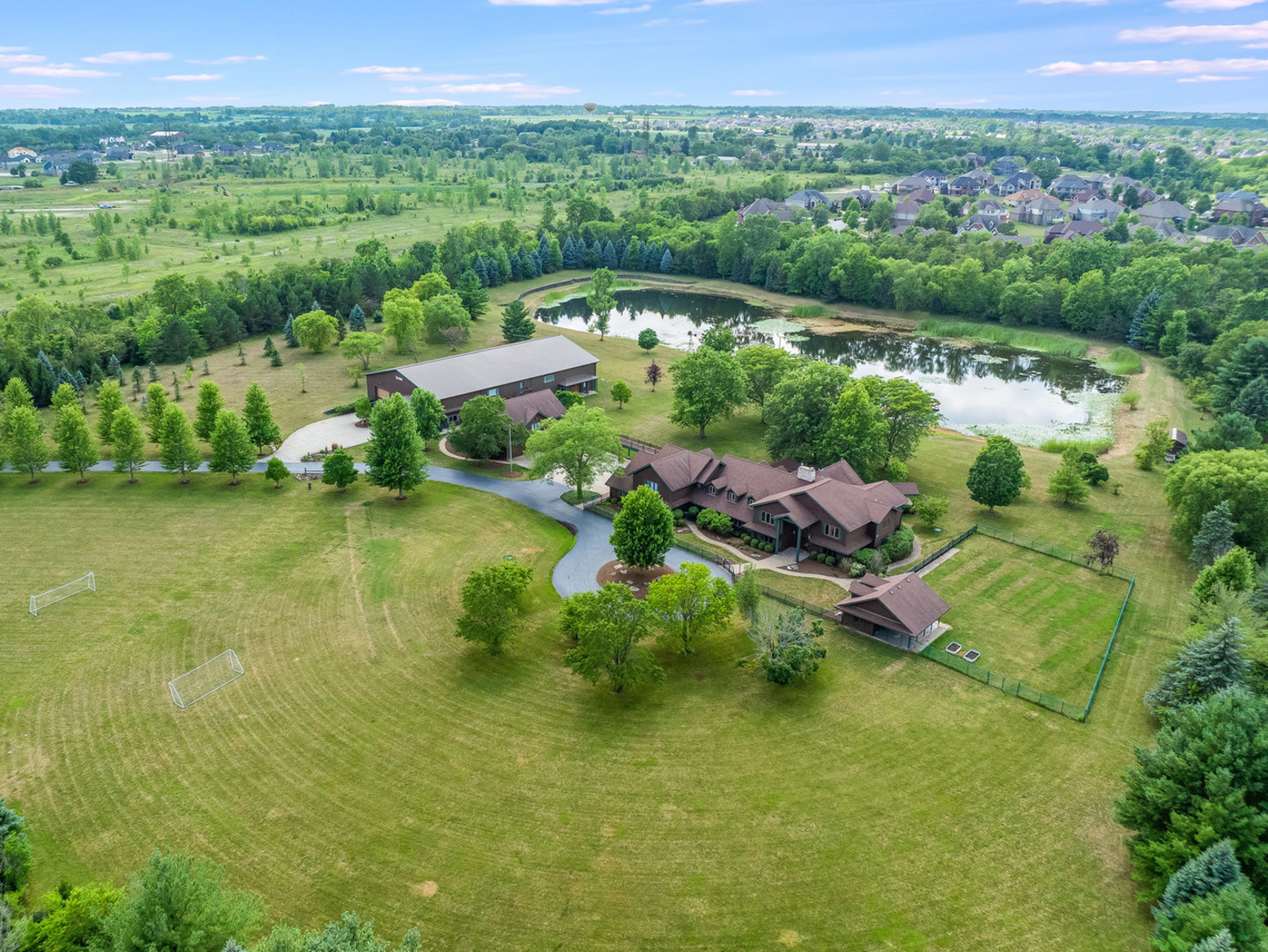 Frankfort, Illinois, 60423, United States, 8 Bedrooms Bedrooms, ,7 BathroomsBathrooms,Residential,For Sale,1911769