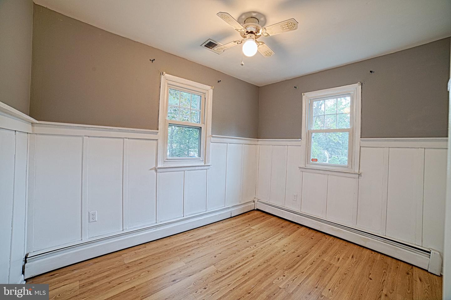 Annapolis, Maryland, 21403, United States, 4 Bedrooms Bedrooms, ,2 BathroomsBathrooms,Residential,For Sale,1911568