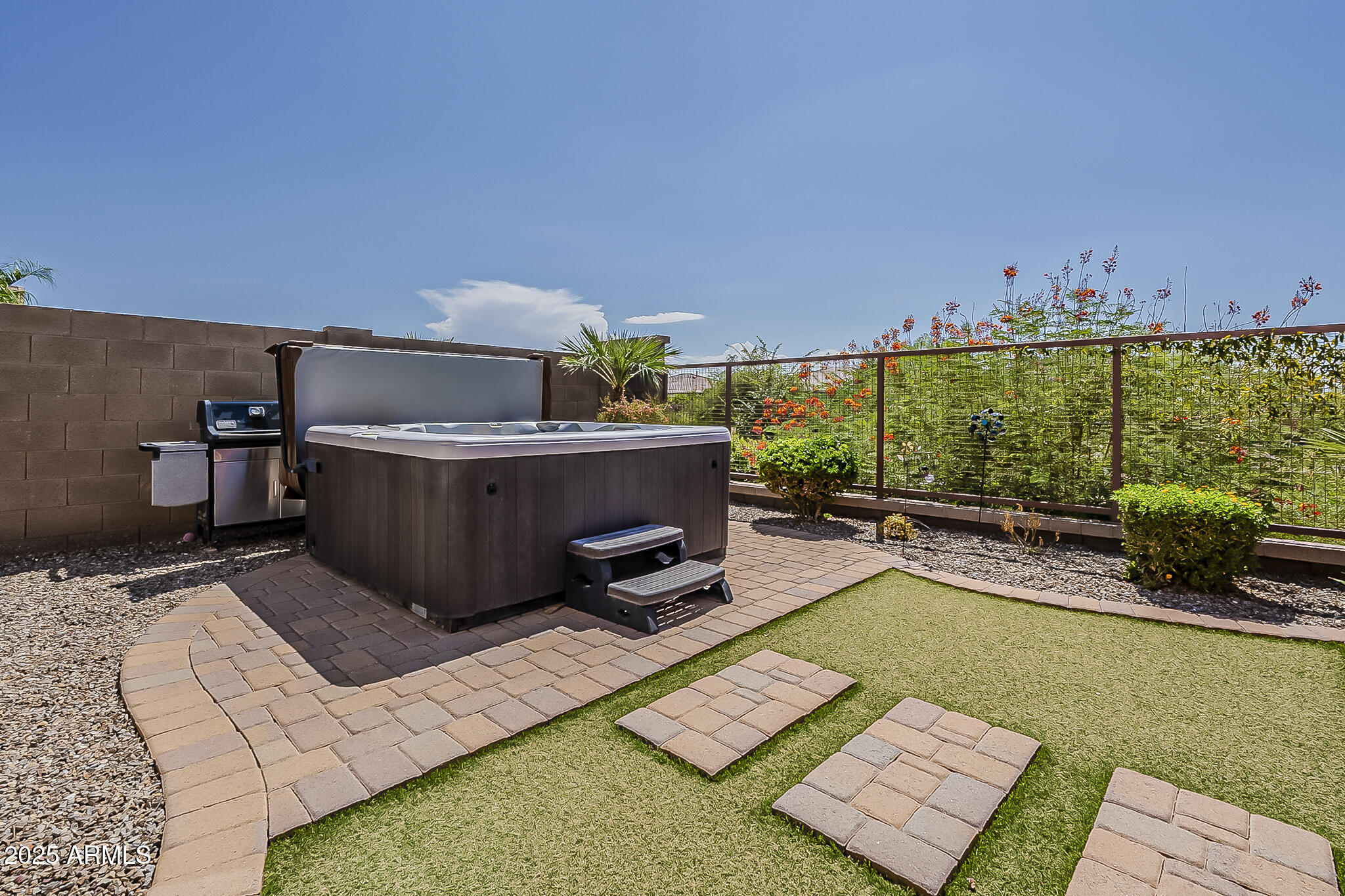 Chandler, Arizona, 85249, United States, 3 Bedrooms Bedrooms, ,Residential,For Sale,1939871