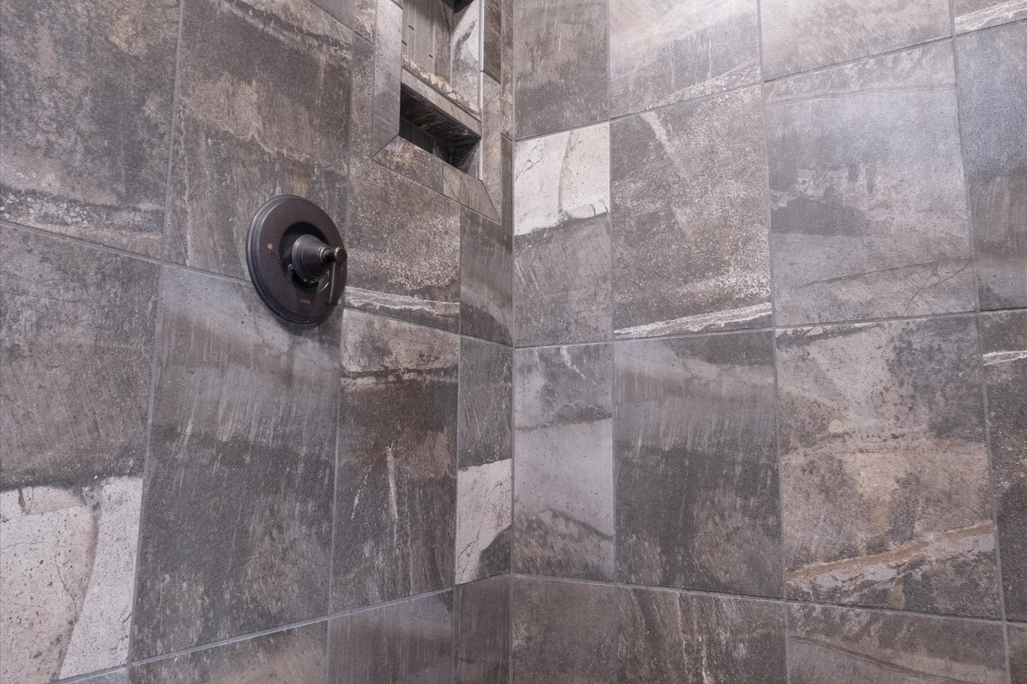 Clancy, Montana, 59634, United States, 4 Bedrooms Bedrooms, ,5 BathroomsBathrooms,Residential,For Sale,1991363