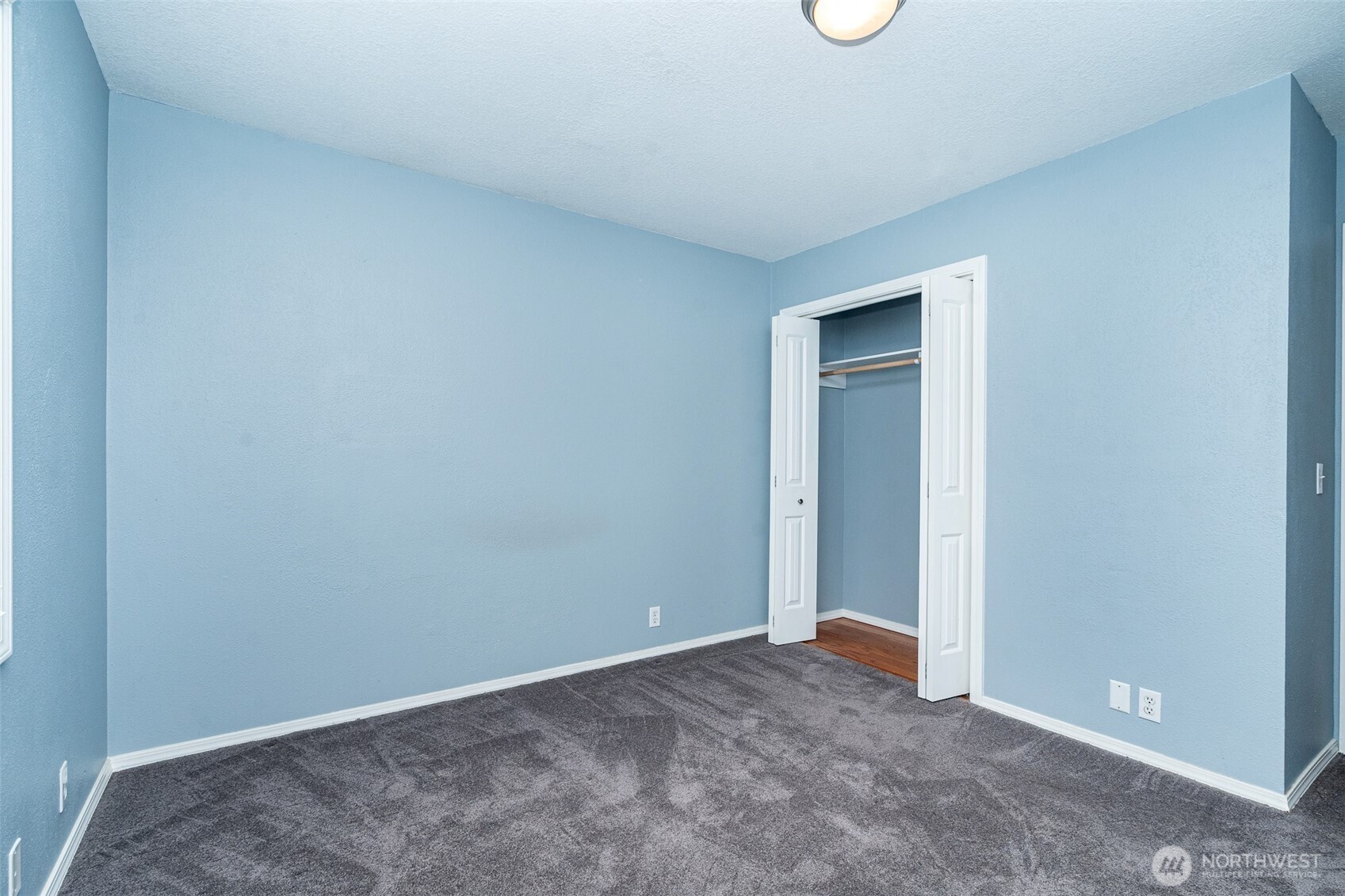 Winlock, Washington, 98596, United States, 3 Bedrooms Bedrooms, ,2 BathroomsBathrooms,Residential,For Sale,2015352