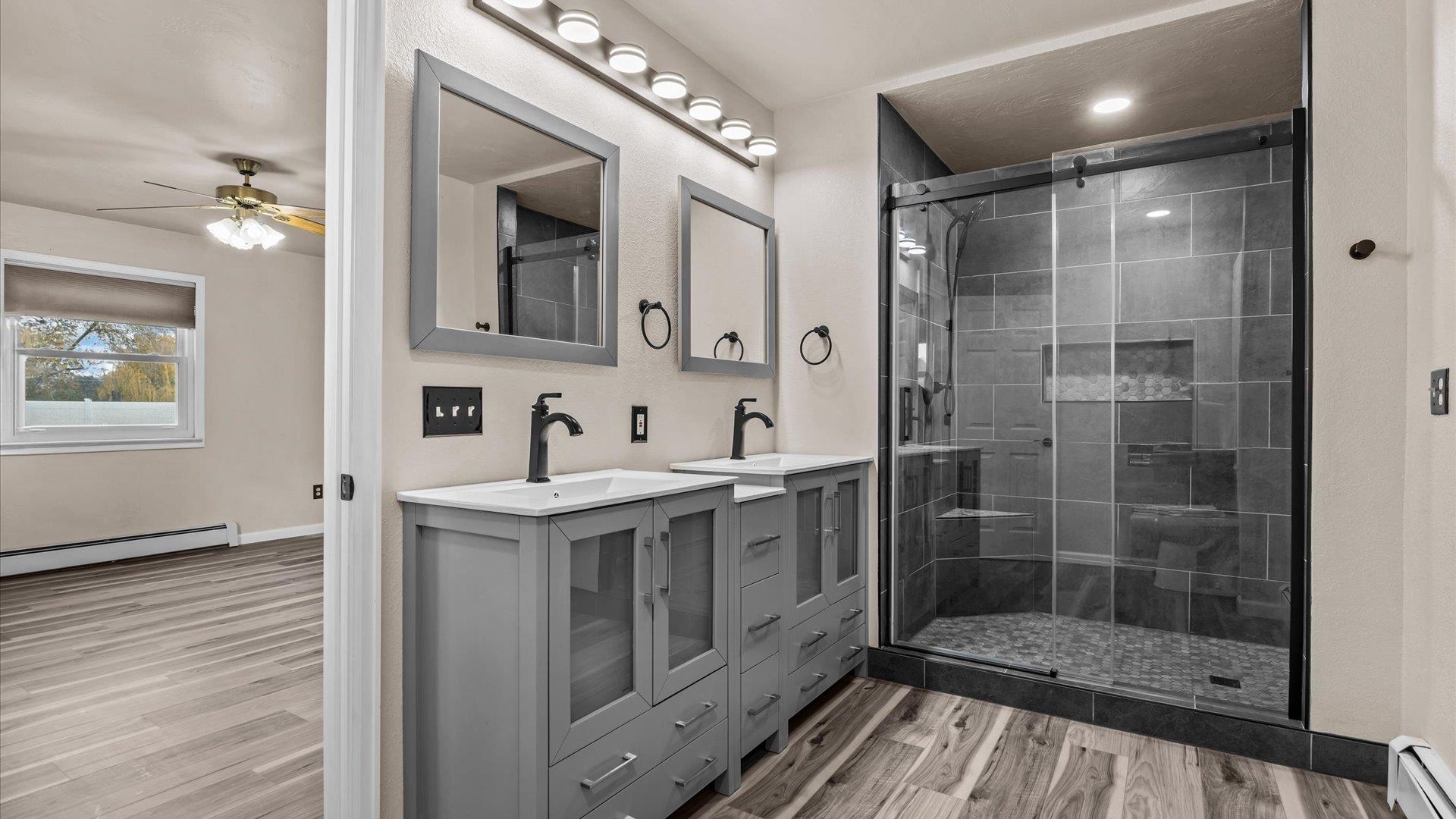 Grand Junction, Colorado, 81507, United States, 3 Bedrooms Bedrooms, ,3 BathroomsBathrooms,Residential,For Sale,1998320