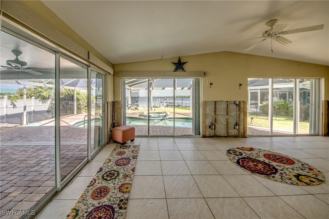 Matlacha, Florida, 33993, United States, 2 Bedrooms Bedrooms, ,2 BathroomsBathrooms,Residential,For Sale,1980106