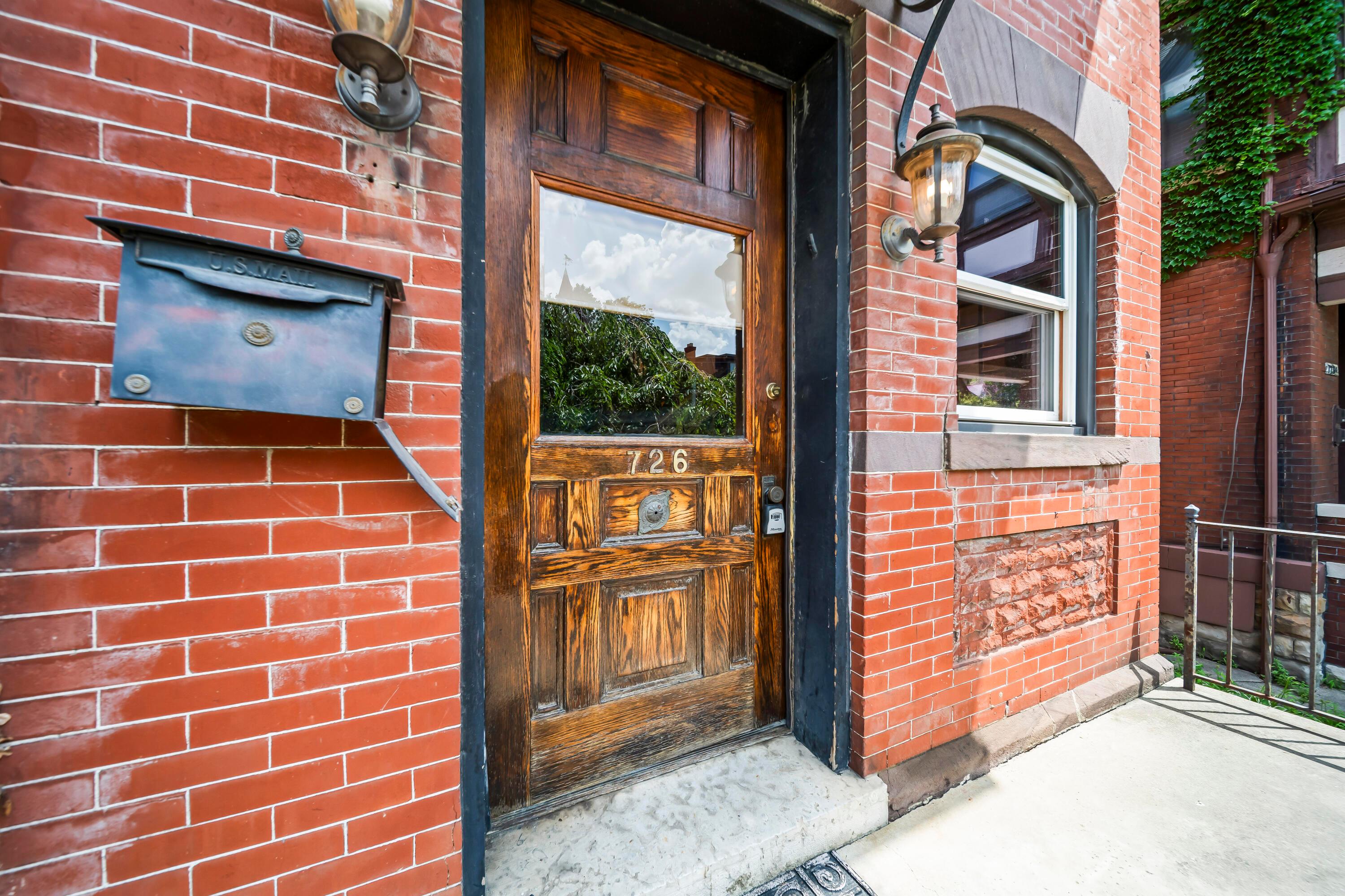 Columbus, Ohio, 43205, United States, 4 Bedrooms Bedrooms, ,3 BathroomsBathrooms,Residential,For Sale,1866885