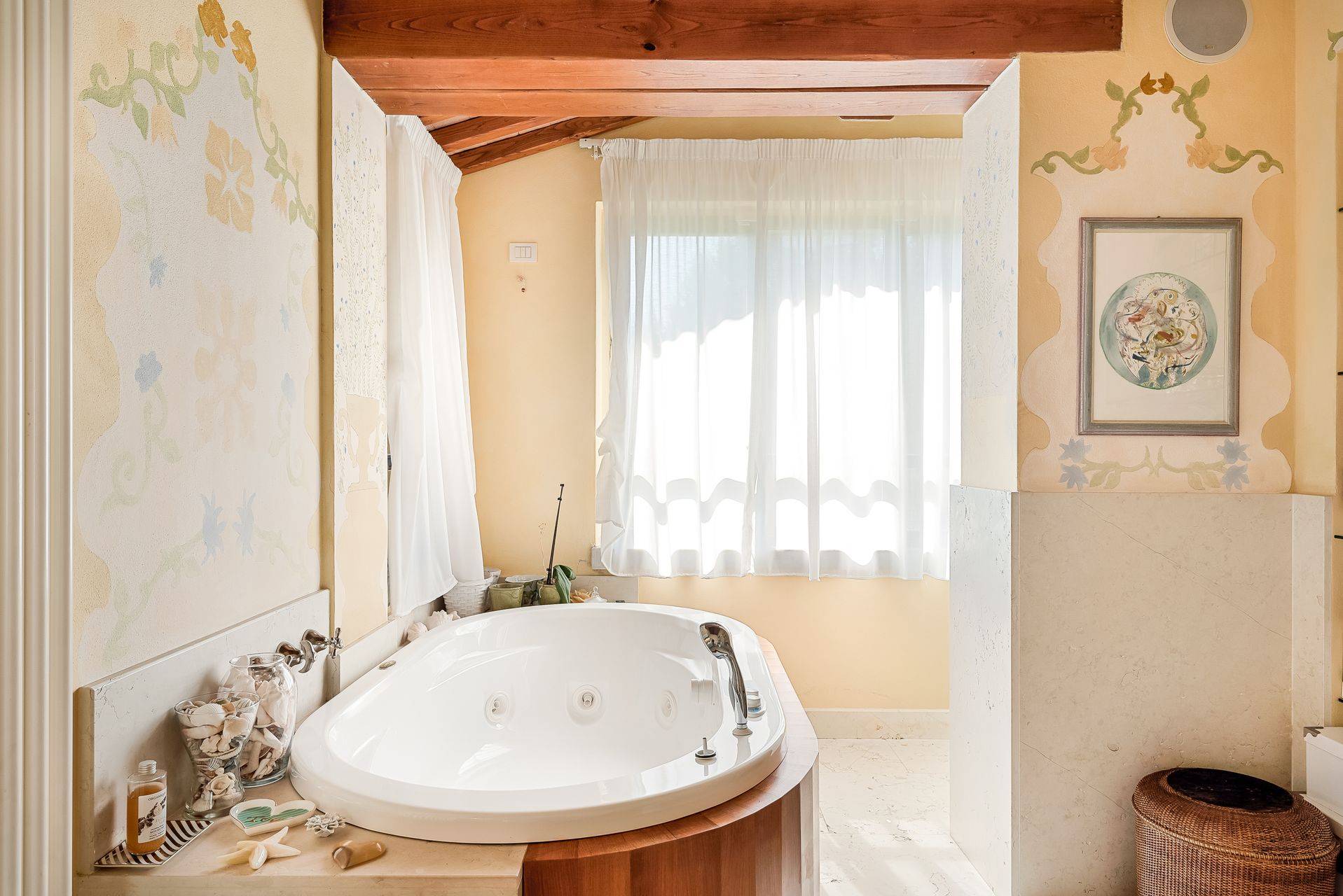 via crociale, Pietrasanta, Lucca, 55045, IT, 3 Bedrooms Bedrooms, ,4 BathroomsBathrooms,Residential,For Sale,via crociale,1610181