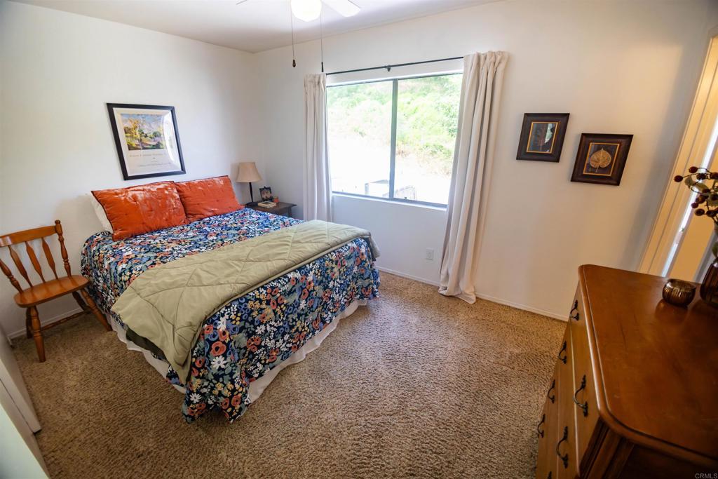 El Cajon, California, 92020, United States, 2 Bedrooms Bedrooms, ,3 BathroomsBathrooms,Residential,For Sale,1985459