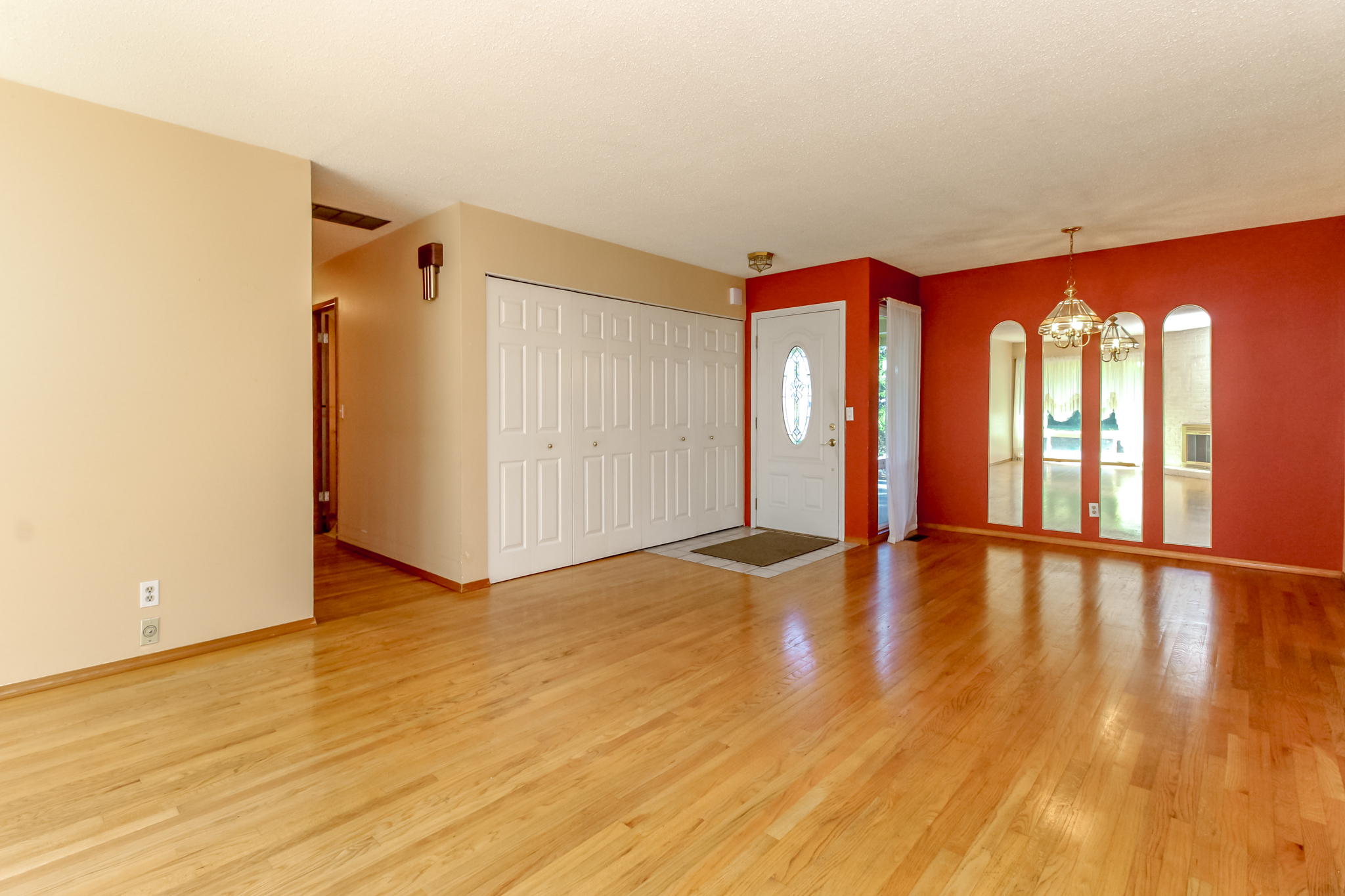  Charming Ranch Style Opportunity in Federal Way - 物件實景