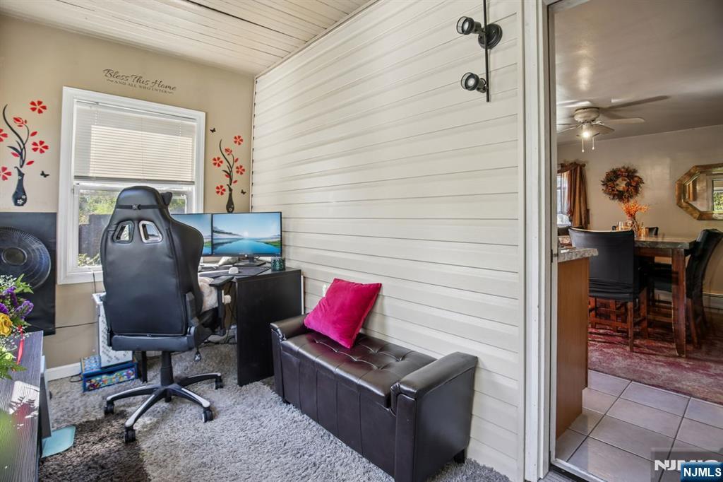 Ridgewood, New Jersey, 07450, United States, 3 Bedrooms Bedrooms, ,2 BathroomsBathrooms,Residential,For Sale,1988211