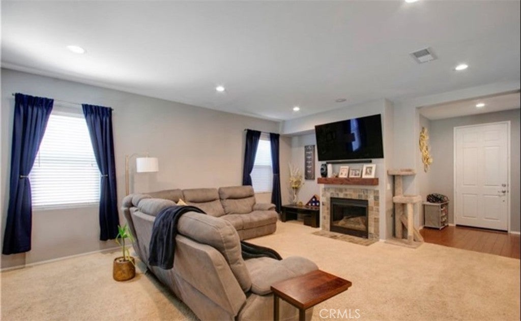 Beaumont, California, 92223, United States, 4 Bedrooms Bedrooms, ,3 BathroomsBathrooms,Residential,For Sale,1981910