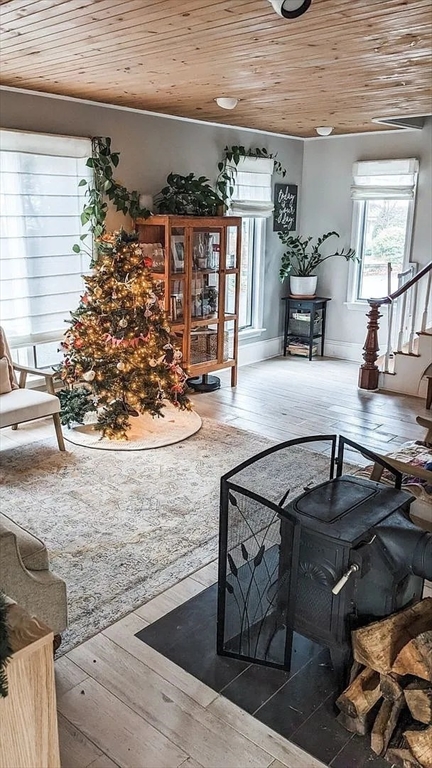 Easton, Massachusetts, 02356, United States, 3 Bedrooms Bedrooms, ,2 BathroomsBathrooms,Residential,For Sale,1988046