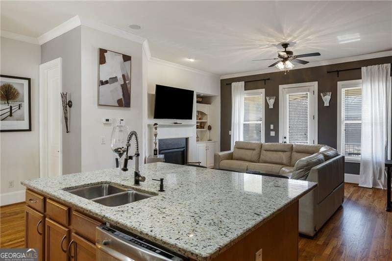 Atlanta, Georgia, 30363, United States, 3 Bedrooms Bedrooms, ,4 BathroomsBathrooms,Residential,For Sale,1913056