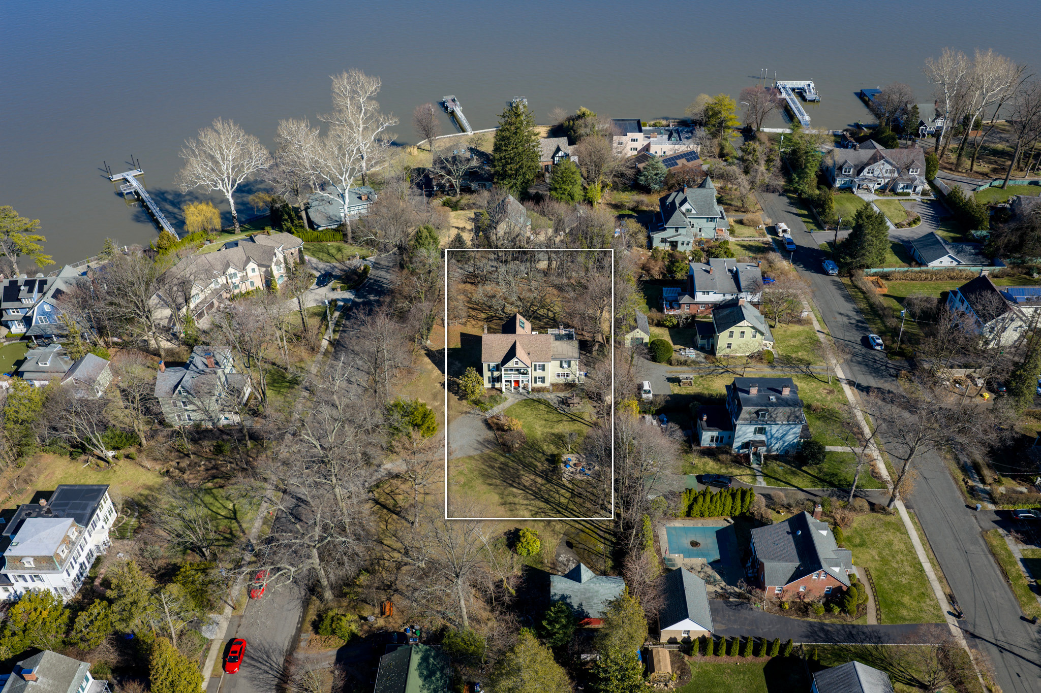  Riverview Colonial in South Nyack - 物件實景