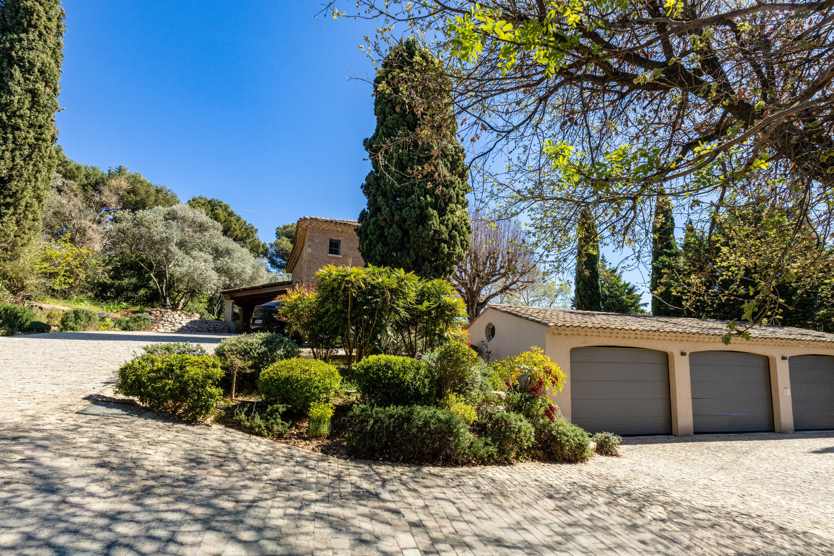  Aix-en-Provence – Pinchinats  Elegant Character Property in a Prime Residentia… - 物件實景